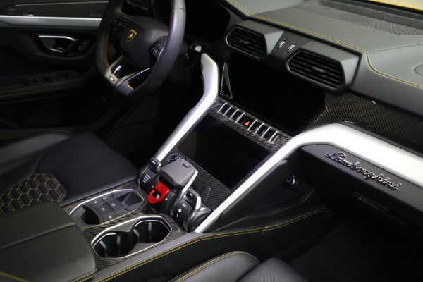 Used 2021 Lamborghini Urus for sale Sold at Pagani of Greenwich in Greenwich CT 06830 17