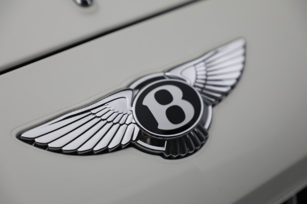 Used 2021 Bentley Flying Spur V8 for sale $237,900 at Pagani of Greenwich in Greenwich CT 06830 15