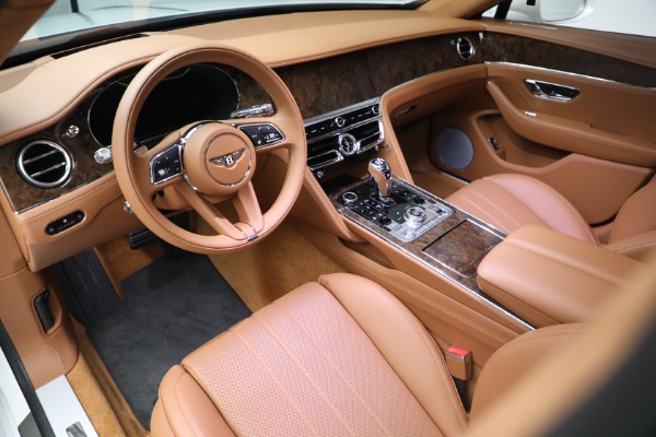 Used 2021 Bentley Flying Spur V8 for sale $237,900 at Pagani of Greenwich in Greenwich CT 06830 17