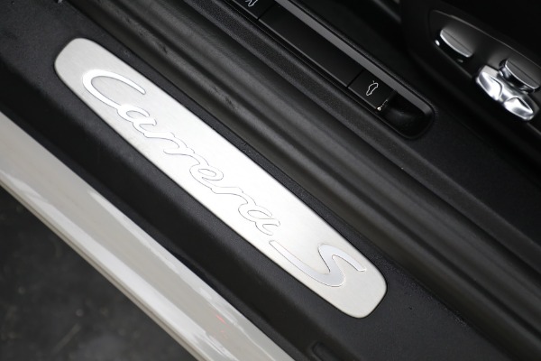 Used 2018 Porsche 911 Carrera S for sale Sold at Pagani of Greenwich in Greenwich CT 06830 23