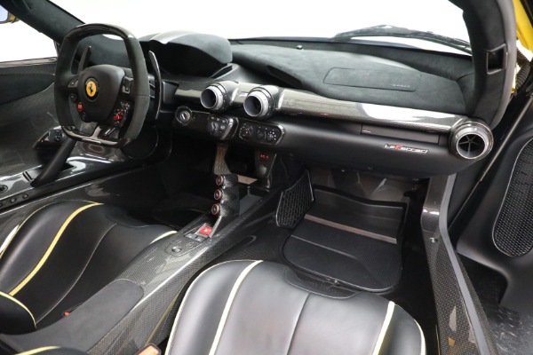 Used 2014 Ferrari LaFerrari for sale Sold at Pagani of Greenwich in Greenwich CT 06830 16