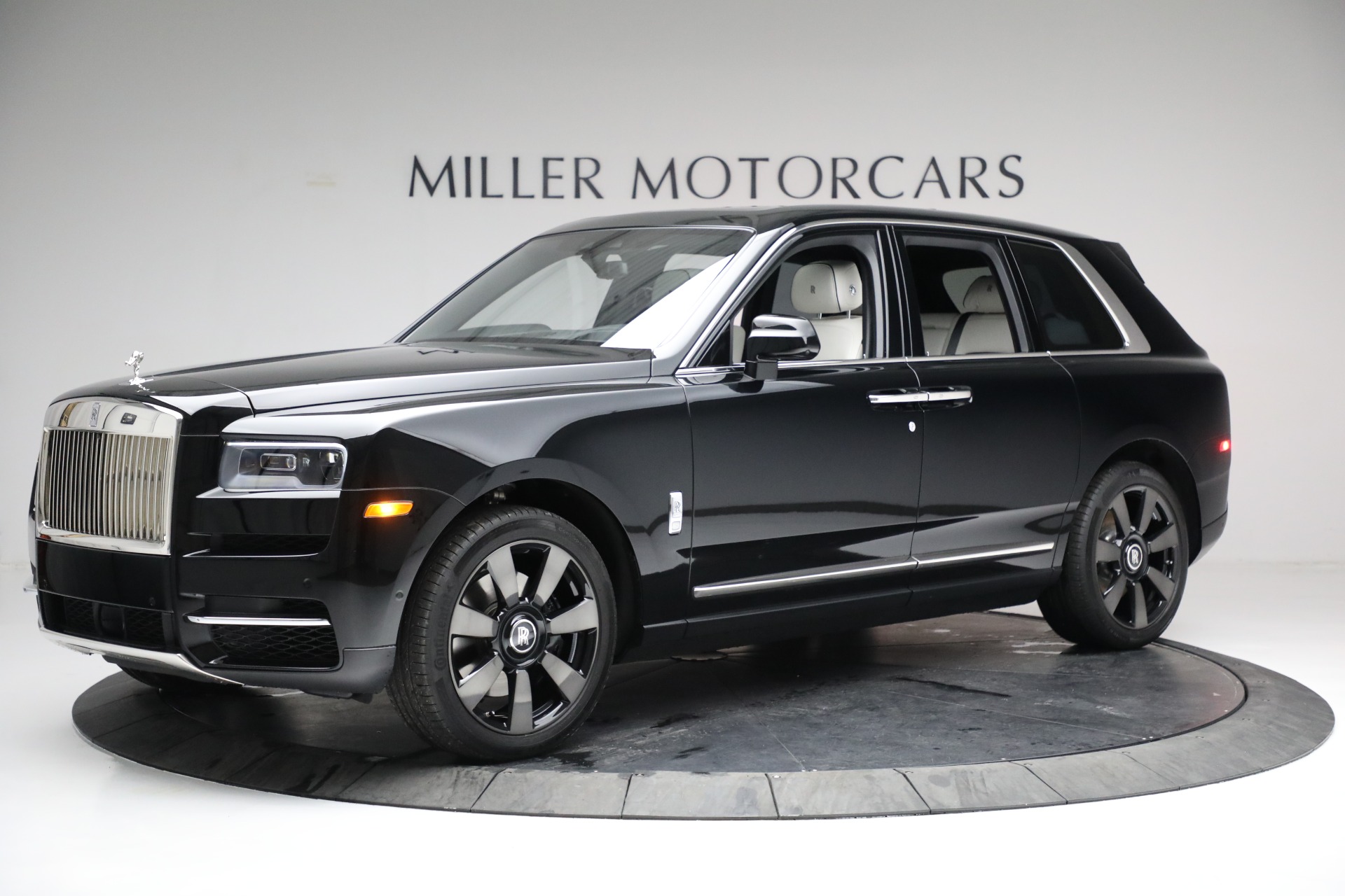 Used 2020 Rolls-Royce Cullinan for sale Sold at Pagani of Greenwich in Greenwich CT 06830 1