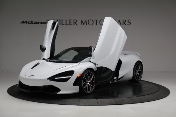 New 2022 McLaren 720S Spider Performance for sale $381,500 at Pagani of Greenwich in Greenwich CT 06830 14