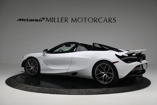 New 2022 McLaren 720S Spider Performance for sale $381,500 at Pagani of Greenwich in Greenwich CT 06830 4