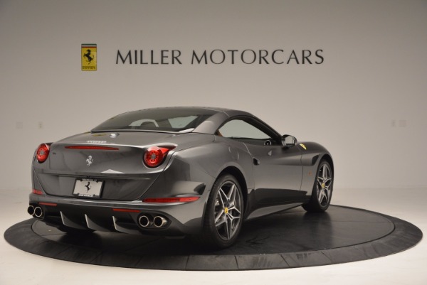 Used 2015 Ferrari California T for sale Sold at Pagani of Greenwich in Greenwich CT 06830 19