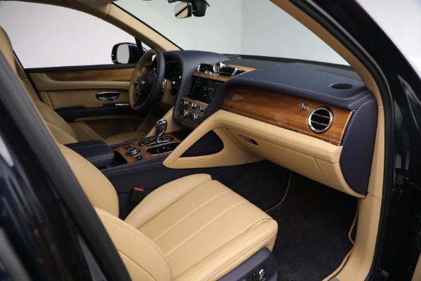 Used 2021 Bentley Bentayga V8 for sale Sold at Pagani of Greenwich in Greenwich CT 06830 23