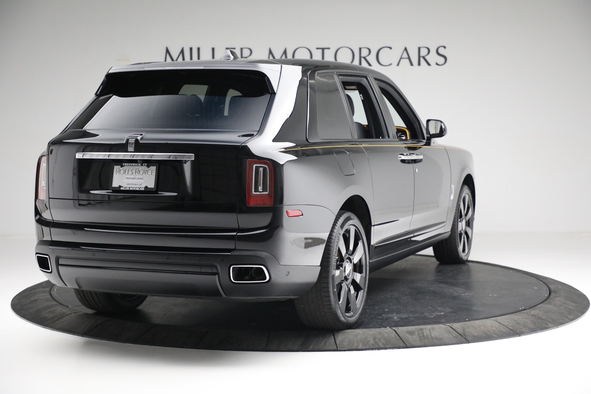 New 2022 RollsRoyce Cullinan Boston  New SUV Photos Specs  Details