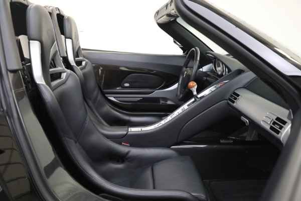 Used 2005 Porsche Carrera GT for sale $1,400,000 at Pagani of Greenwich in Greenwich CT 06830 28