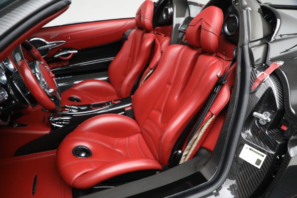 Used 2017 Pagani Huayra Roadster for sale Sold at Pagani of Greenwich in Greenwich CT 06830 25