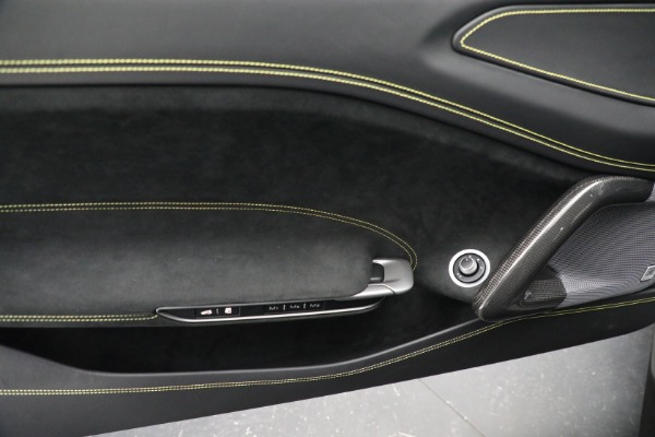 Used 2019 Ferrari GTC4Lusso T for sale $239,900 at Pagani of Greenwich in Greenwich CT 06830 14