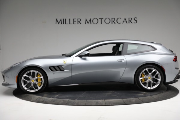 Used 2019 Ferrari GTC4Lusso T for sale $239,900 at Pagani of Greenwich in Greenwich CT 06830 3