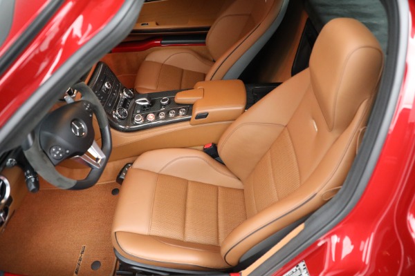 Used 2012 Mercedes-Benz SLS AMG for sale Sold at Pagani of Greenwich in Greenwich CT 06830 18