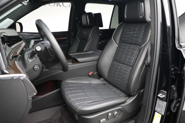 Used 2022 Cadillac Escalade Sport Platinum for sale $135,900 at Pagani of Greenwich in Greenwich CT 06830 14