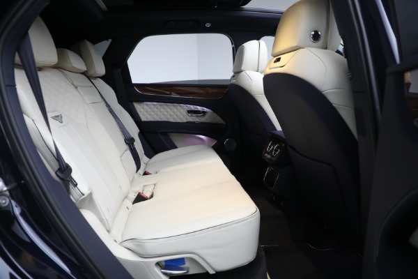 New 2022 Bentley Bentayga V8 for sale Sold at Pagani of Greenwich in Greenwich CT 06830 27