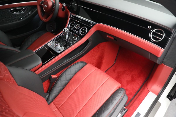 Used 2022 Bentley Continental GT V8 for sale $245,900 at Pagani of Greenwich in Greenwich CT 06830 21