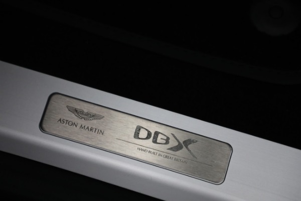New 2022 Aston Martin DBX for sale $230,086 at Pagani of Greenwich in Greenwich CT 06830 17