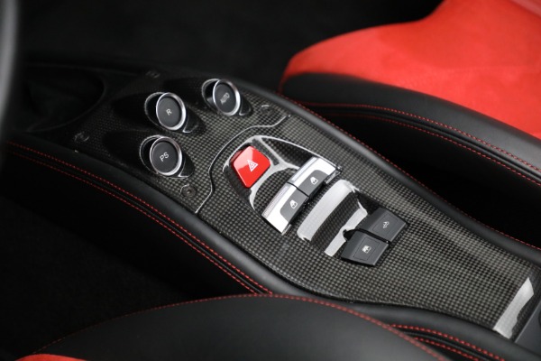 Used 2012 Ferrari 458 Spider for sale $289,900 at Pagani of Greenwich in Greenwich CT 06830 27