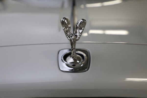 Used 2017 Rolls-Royce Ghost for sale $229,900 at Pagani of Greenwich in Greenwich CT 06830 28