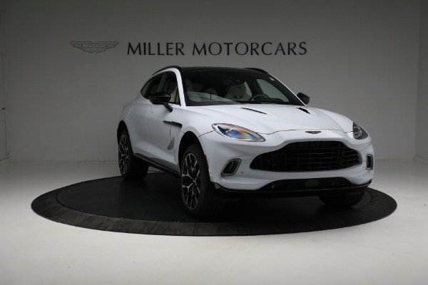 New 2022 Aston Martin DBX for sale $234,596 at Pagani of Greenwich in Greenwich CT 06830 9
