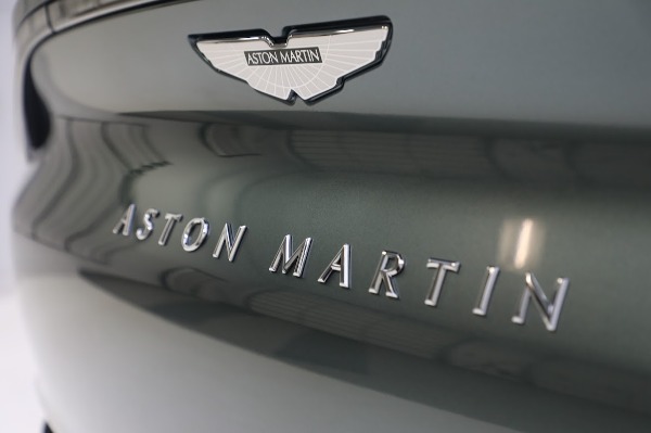 New 2022 Aston Martin DBX for sale $237,946 at Pagani of Greenwich in Greenwich CT 06830 26