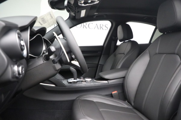 New 2022 Alfa Romeo Stelvio Sprint for sale Sold at Pagani of Greenwich in Greenwich CT 06830 13