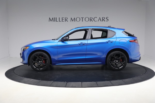 Used 2022 Alfa Romeo Stelvio Veloce for sale $32,900 at Pagani of Greenwich in Greenwich CT 06830 3