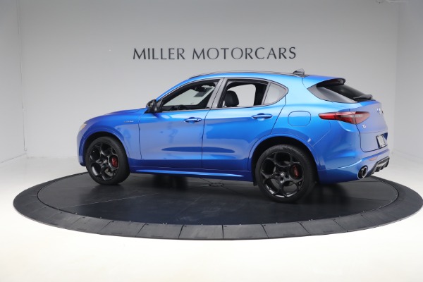 Used 2022 Alfa Romeo Stelvio Veloce for sale $32,900 at Pagani of Greenwich in Greenwich CT 06830 4