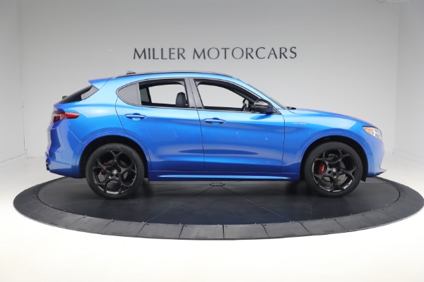 Used 2022 Alfa Romeo Stelvio Veloce for sale $32,900 at Pagani of Greenwich in Greenwich CT 06830 9