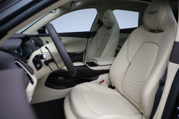 Used 2022 Aston Martin DBX for sale $105,900 at Pagani of Greenwich in Greenwich CT 06830 15