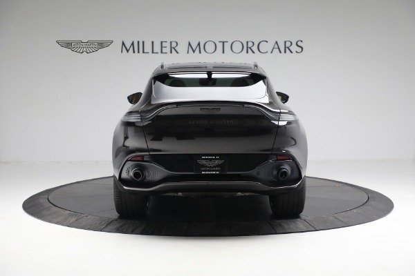 Used 2022 Aston Martin DBX for sale $105,900 at Pagani of Greenwich in Greenwich CT 06830 5