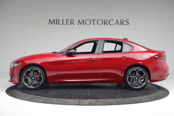 New 2022 Alfa Romeo Giulia Veloce for sale Sold at Pagani of Greenwich in Greenwich CT 06830 3