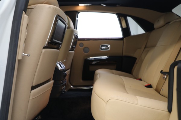 Used 2013 Rolls-Royce Ghost for sale Sold at Pagani of Greenwich in Greenwich CT 06830 18