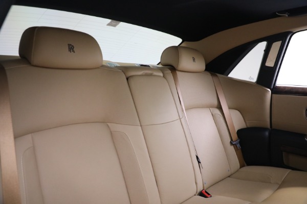 Used 2013 Rolls-Royce Ghost for sale Call for price at Pagani of Greenwich in Greenwich CT 06830 26