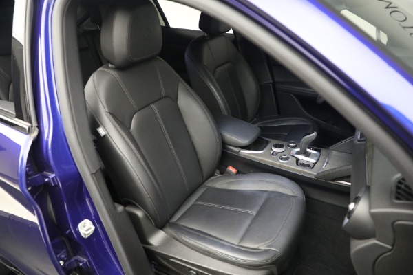 Used 2022 Alfa Romeo Stelvio Ti for sale Sold at Pagani of Greenwich in Greenwich CT 06830 13