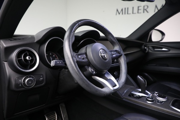 Used 2022 Alfa Romeo Stelvio Ti for sale Sold at Pagani of Greenwich in Greenwich CT 06830 21