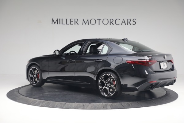 New 2022 Alfa Romeo Giulia Veloce for sale Sold at Pagani of Greenwich in Greenwich CT 06830 4