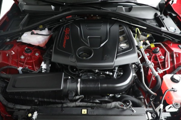 Used 2022 Alfa Romeo Giulia Veloce for sale $29,900 at Pagani of Greenwich in Greenwich CT 06830 24