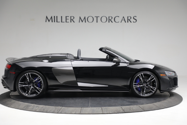 Used 2022 Audi R8 5.2 quattro V10 perform. Spyder for sale Sold at Pagani of Greenwich in Greenwich CT 06830 9