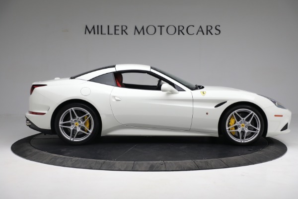 Used 2015 Ferrari California T for sale Sold at Pagani of Greenwich in Greenwich CT 06830 17