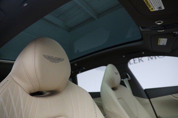 Used 2022 Aston Martin DBX for sale $227,646 at Pagani of Greenwich in Greenwich CT 06830 19