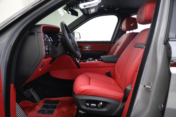 Used 2022 Rolls-Royce Black Badge Cullinan for sale Sold at Pagani of Greenwich in Greenwich CT 06830 17