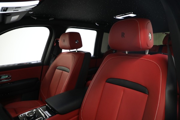 Used 2022 Rolls-Royce Black Badge Cullinan for sale Sold at Pagani of Greenwich in Greenwich CT 06830 18