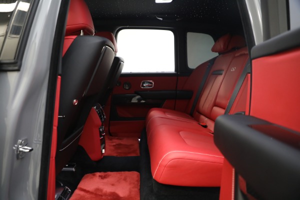 Used 2022 Rolls-Royce Black Badge Cullinan for sale Sold at Pagani of Greenwich in Greenwich CT 06830 21
