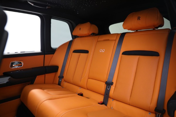 New 2022 Rolls-Royce Cullinan Black Badge for sale Call for price at Pagani of Greenwich in Greenwich CT 06830 16