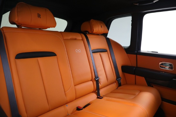 New 2022 Rolls-Royce Cullinan Black Badge for sale Call for price at Pagani of Greenwich in Greenwich CT 06830 23