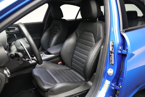 Used 2022 Alfa Romeo Giulia Veloce for sale Sold at Pagani of Greenwich in Greenwich CT 06830 14
