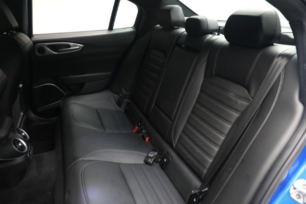 Used 2022 Alfa Romeo Giulia Veloce for sale Sold at Pagani of Greenwich in Greenwich CT 06830 20