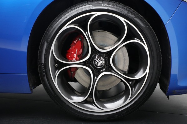 Used 2022 Alfa Romeo Giulia Veloce for sale Sold at Pagani of Greenwich in Greenwich CT 06830 27