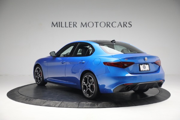 New 2022 Alfa Romeo Giulia Veloce for sale Sold at Pagani of Greenwich in Greenwich CT 06830 5