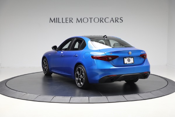 Used 2022 Alfa Romeo Giulia Veloce for sale Sold at Pagani of Greenwich in Greenwich CT 06830 5